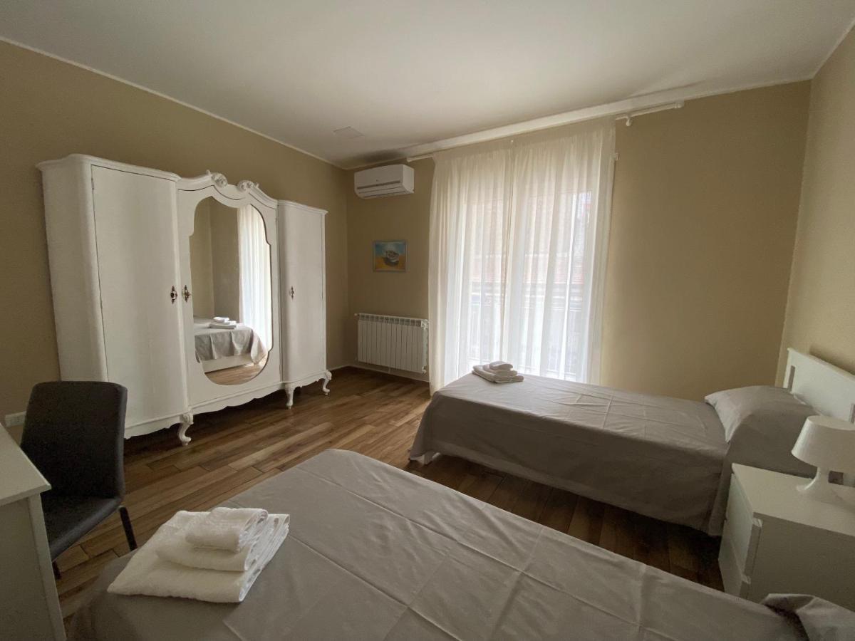 Violet House. Villa Catania Bagian luar foto