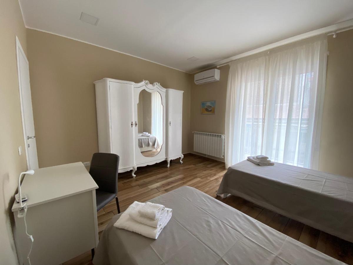 Violet House. Villa Catania Bagian luar foto